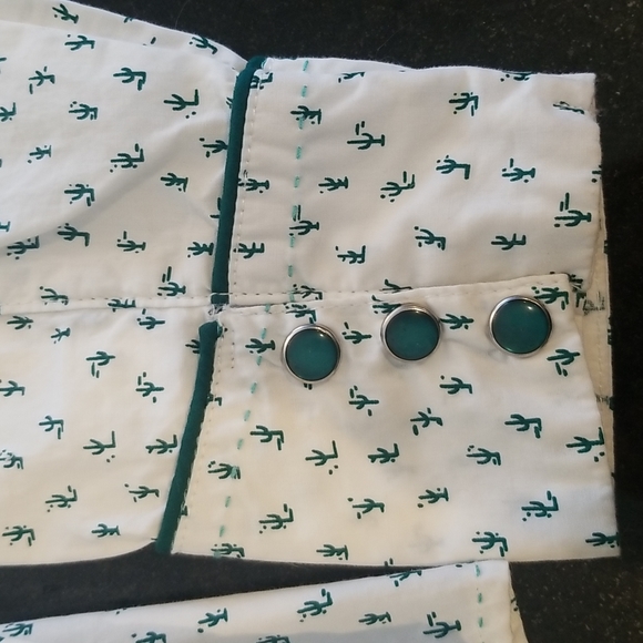 Sherry Cervi Western Shirt. Size Small - Picture 5 of 8